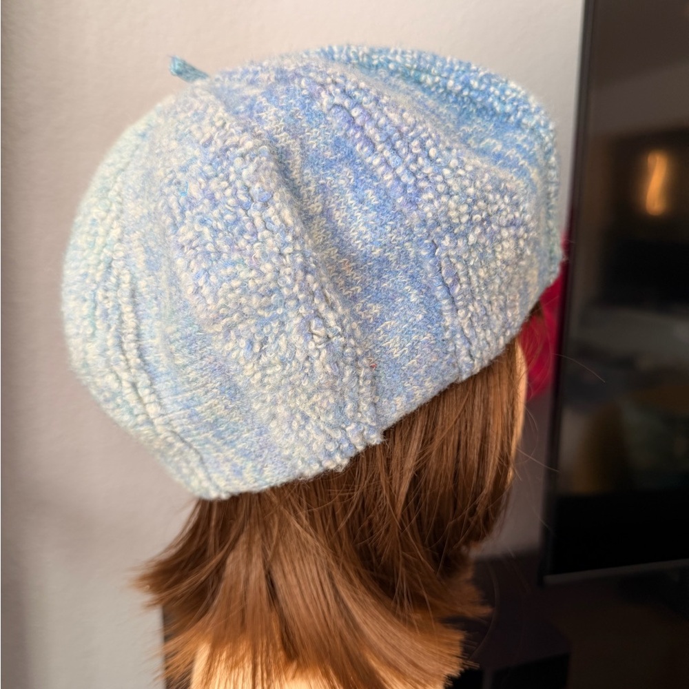 Blue Ombré Knit Beret - Picture 4 of 8